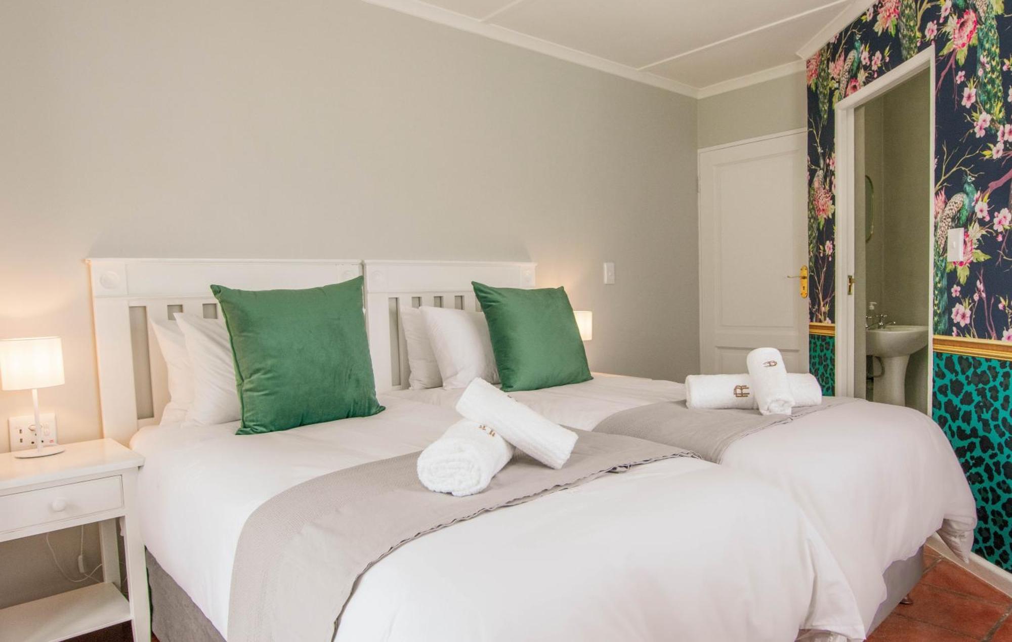 Rozenburg Guest House Стелленбос Экстерьер фото
